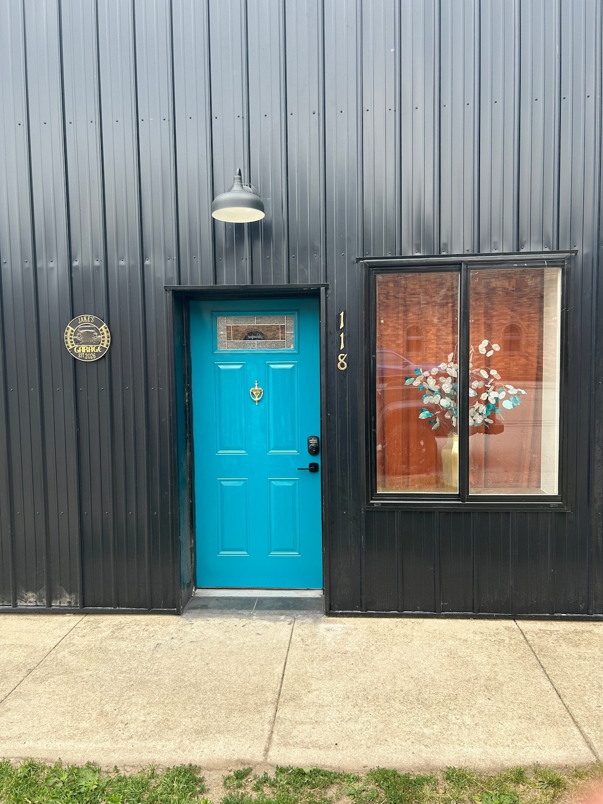 Jake’s Garage