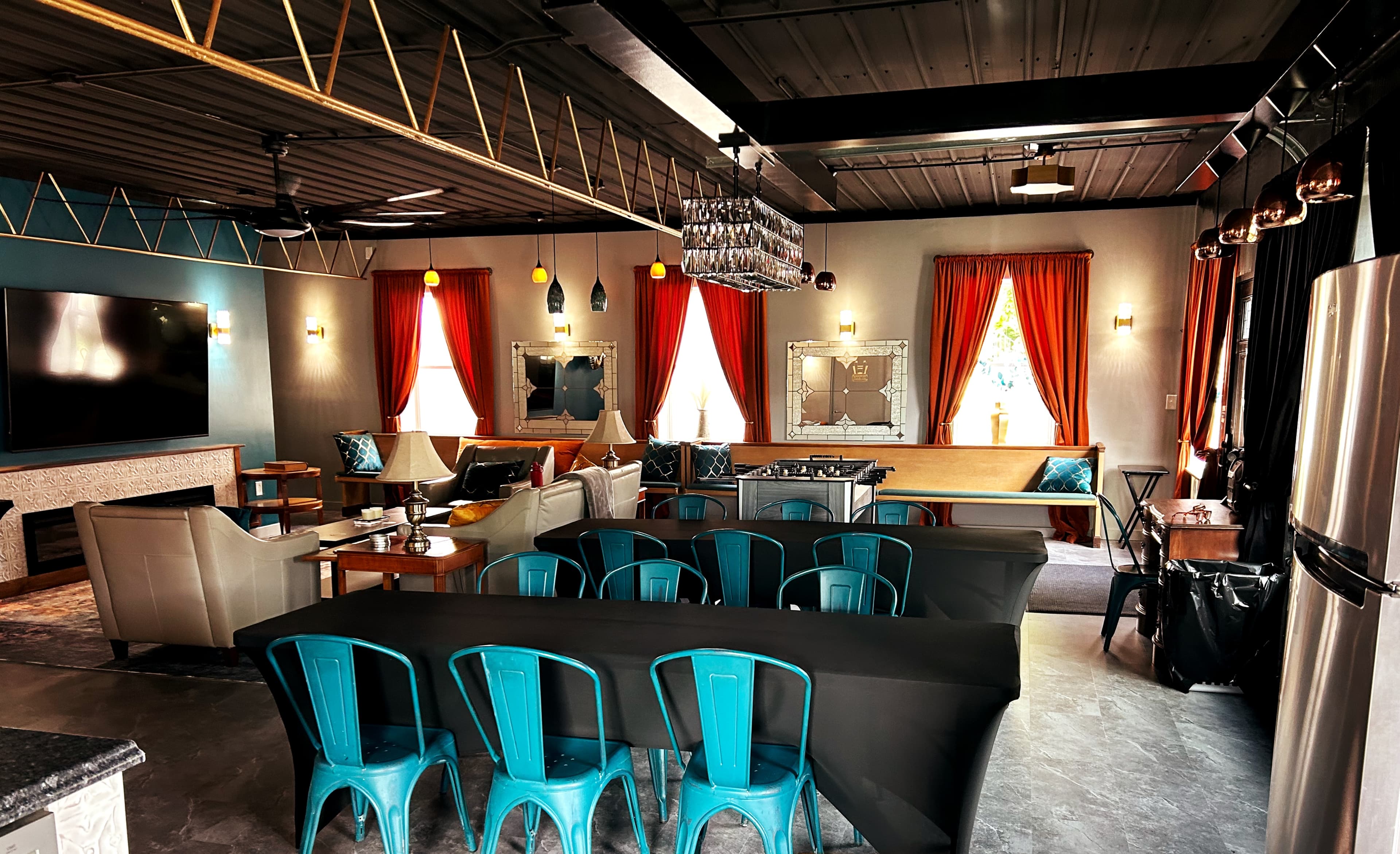 Plenty of seating that can easily accommodate 30 or more guests for your gathering