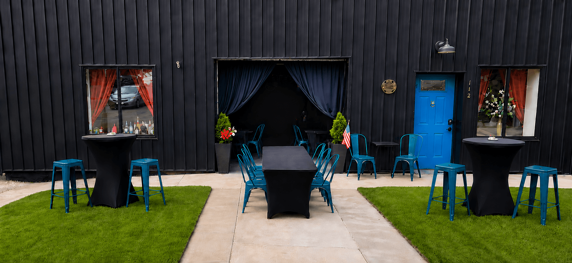 Entertaining indoors & out when the weather is nice!